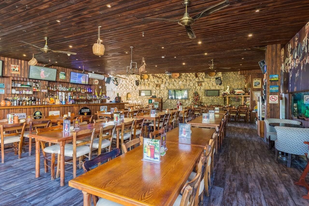 安东尼g酒店式公寓 沃罗里尼 外观 照片